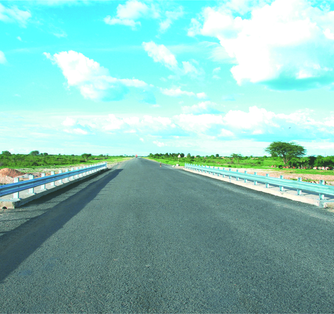 坦桑尼亞曼辛公路